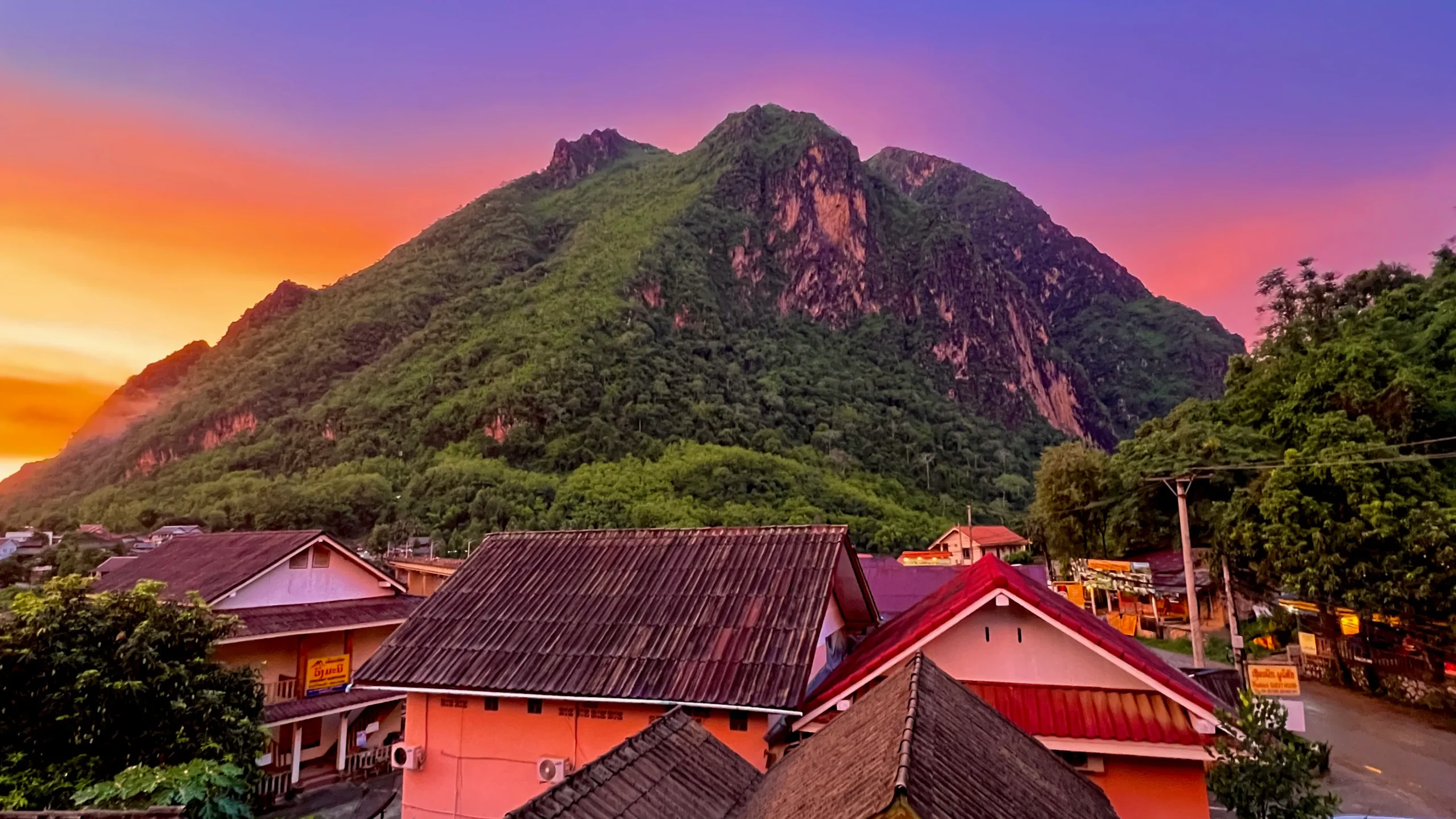 Cross-Border Travel to Vietnam from Nong Khiaw
