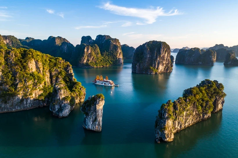Halong Bay Travel Guide
