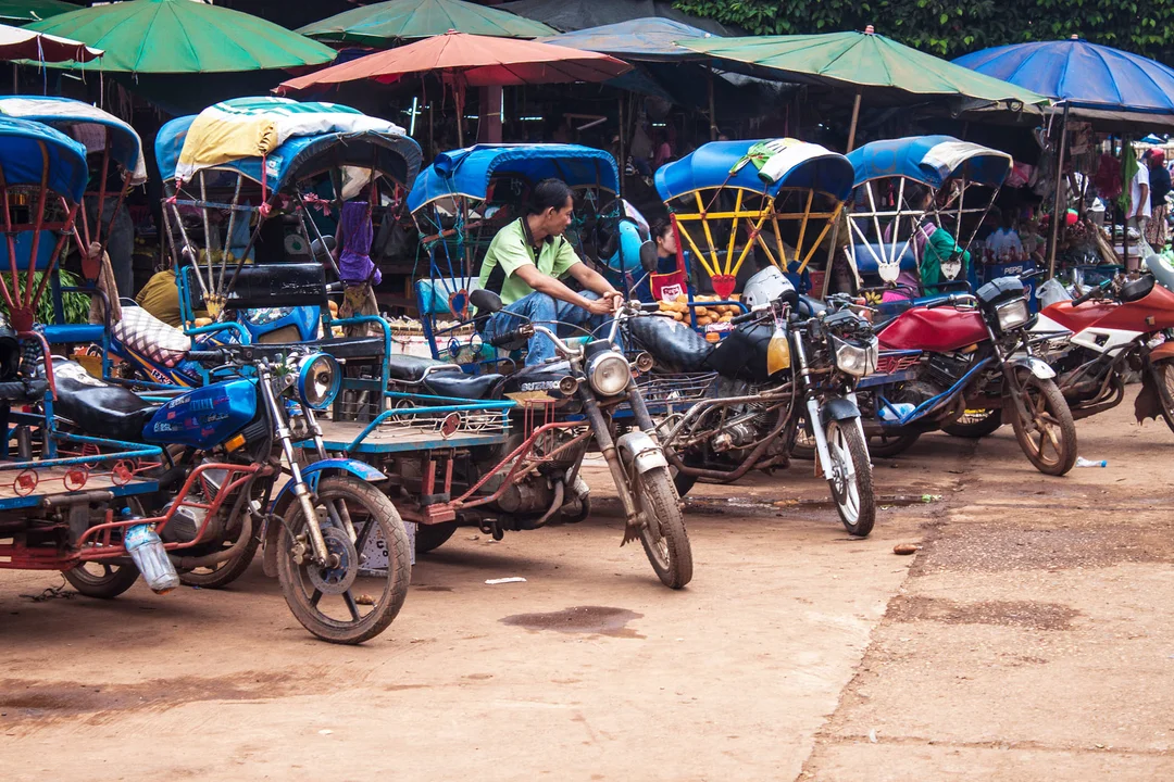 Tuk-Tuks in Laos A Cultural Adventure on Laotian Streets