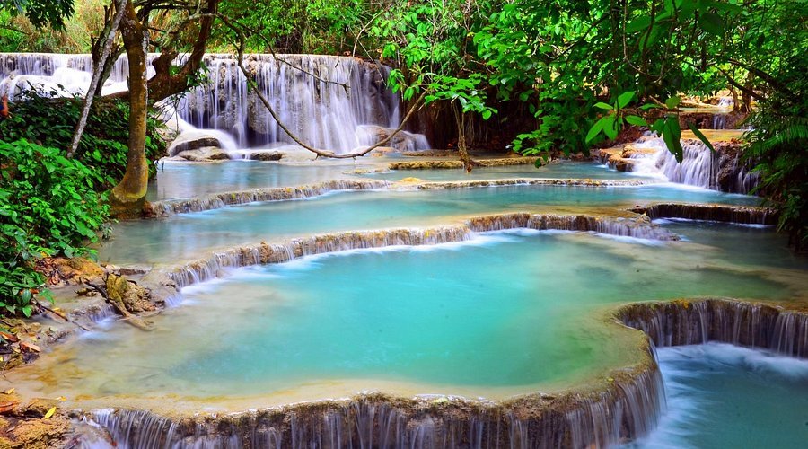 Where Are the Kuang Si Waterfalls