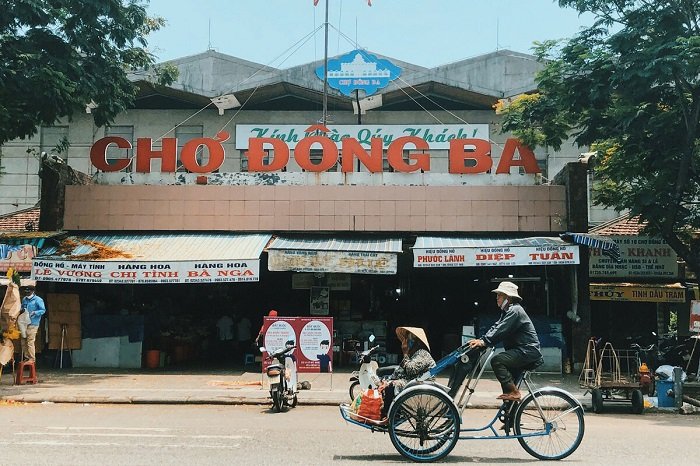 Where to Enjoy Street Food in Hue