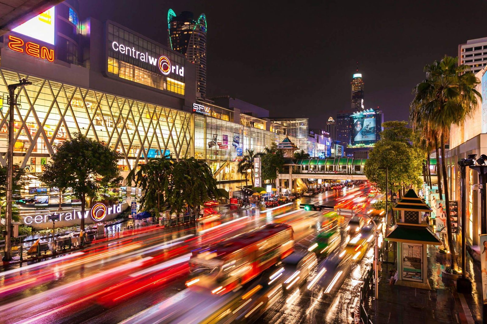 Central World – The Largest Shopping Mall in Bangkok