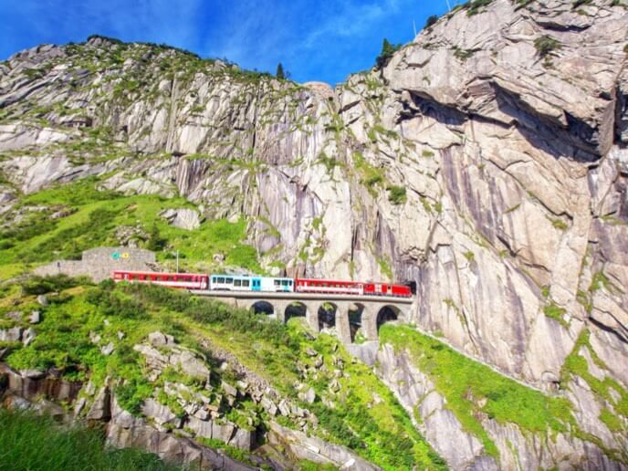 Experience-Rich Train Journeys