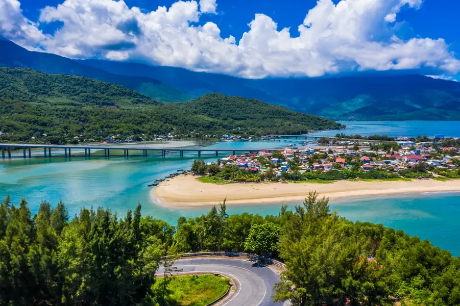 Lang Co Bay – Central Vietnam’s Hidden Gem
