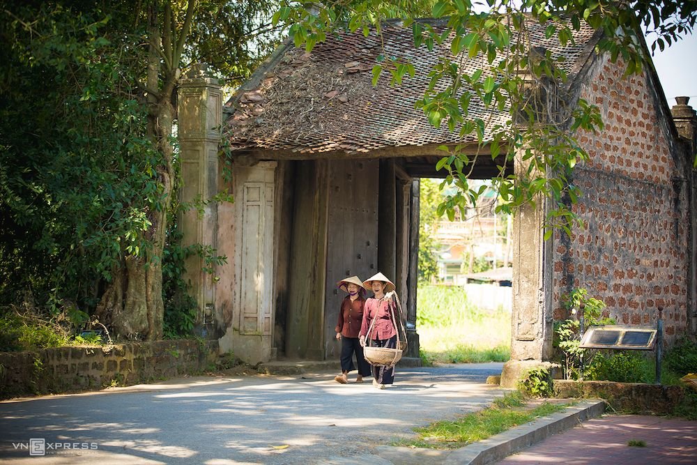 Laterite Houses of Duong Lam