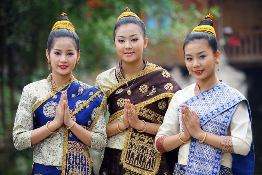 Temple Etiquette & Practical Tips