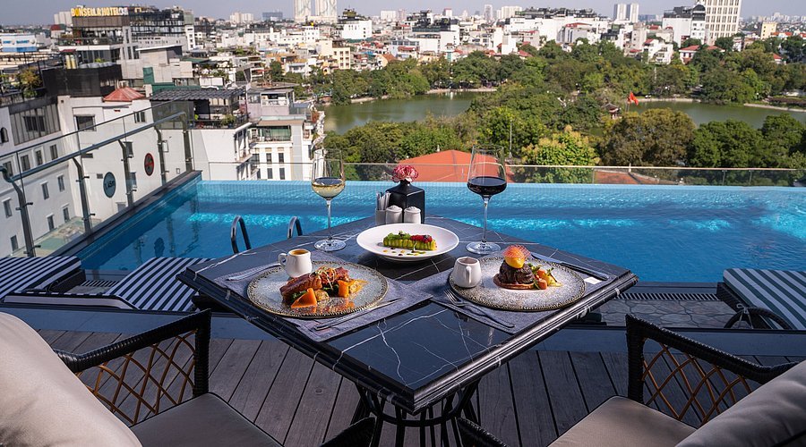 The Oriental Jade Hotel
