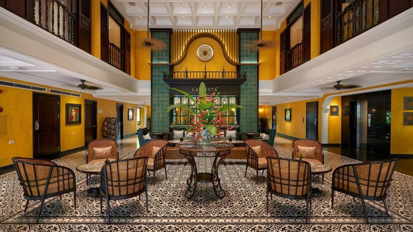 11 Best Hotels in Hoi An , Vietnam