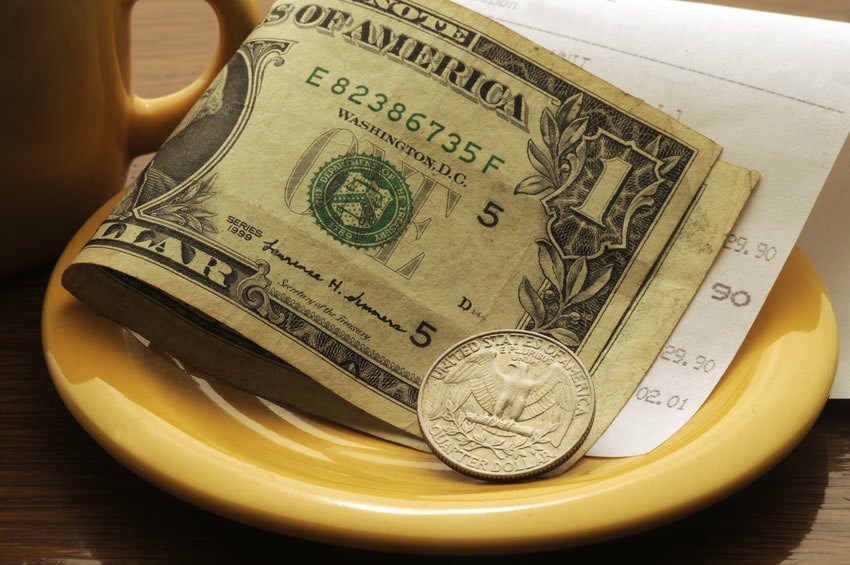 How Much Should You Tip in Vietnam