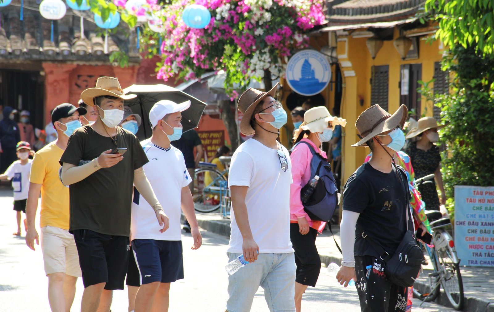 Is Vietnam Dangerous for Tourists ? why ?