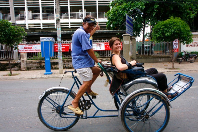 Bicycles and Cyclos